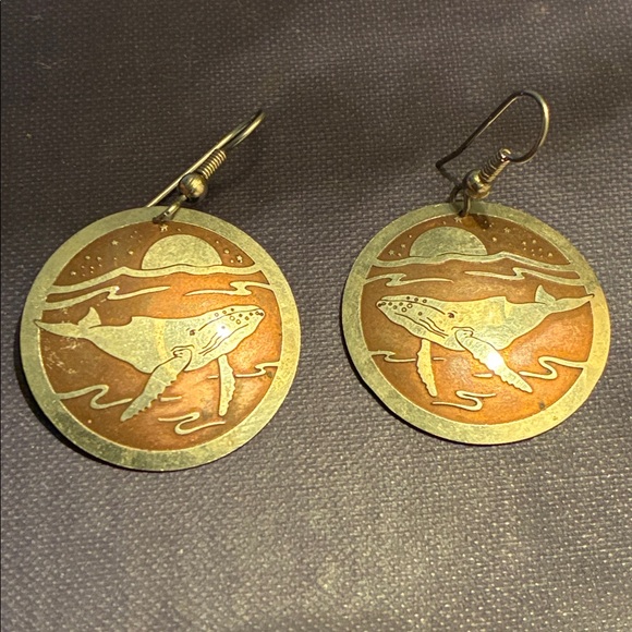 Whale Earrings Silver Dangle - Picture 2 of 3